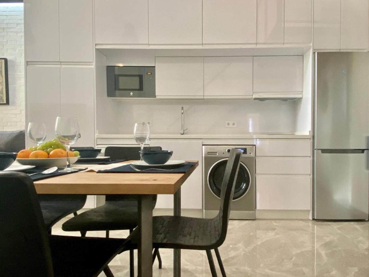 Apartment Tr3 Aparcamiento Incluido Familias Loft Almirante Sevilla