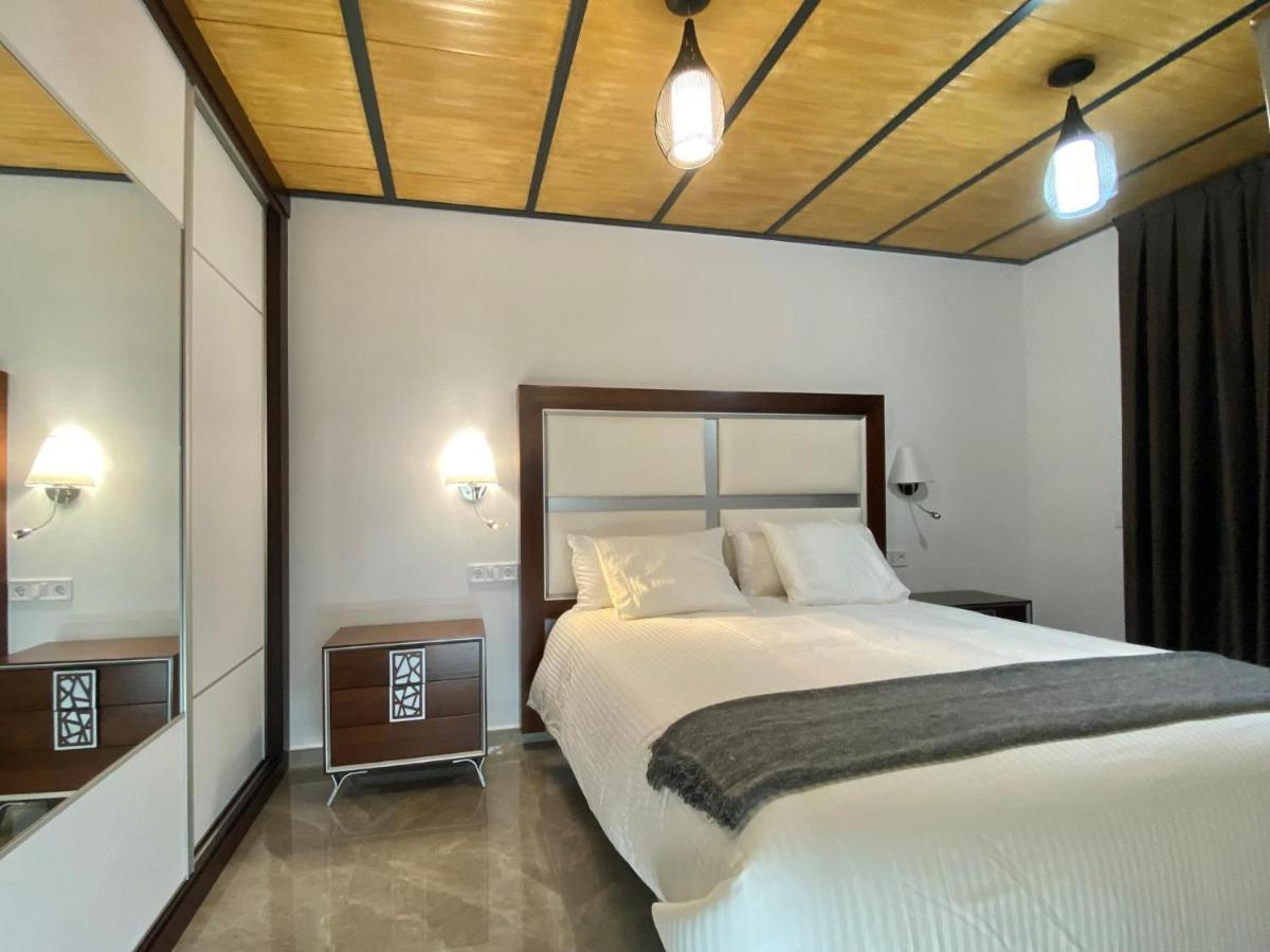 Apartment Tr3 Aparcamiento Incluido Familias Loft Almirante Sevilla