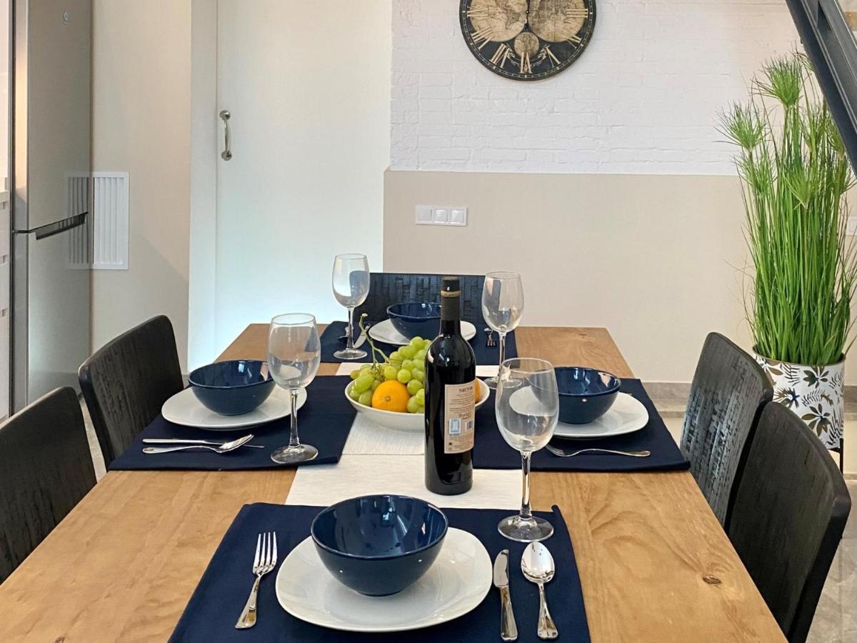 Apartament Tr3 Aparcamiento Incluido Familias Loft Almirante