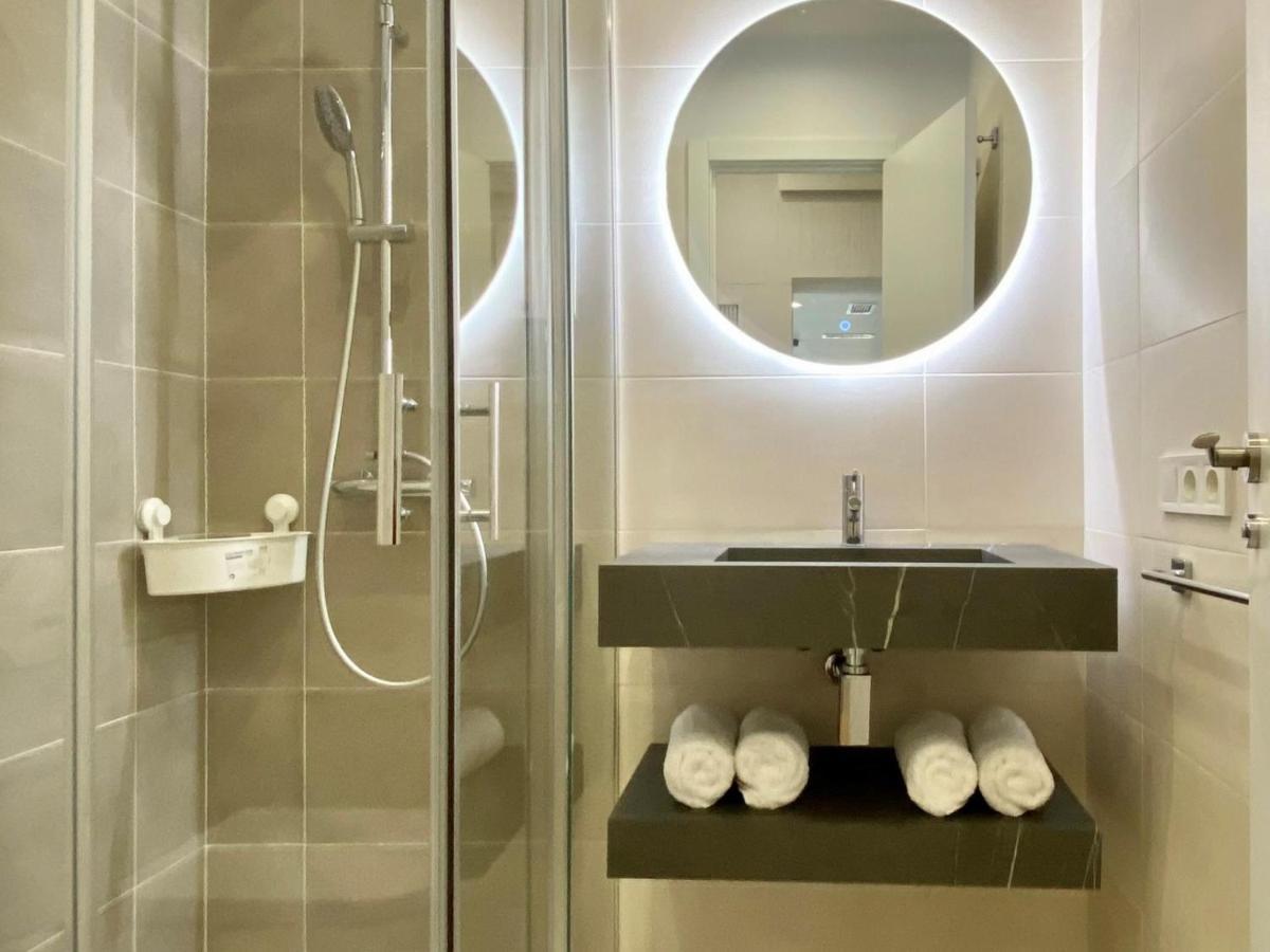 Tr3 Aparcamiento Incluido Familias Loft Almirante Apartament